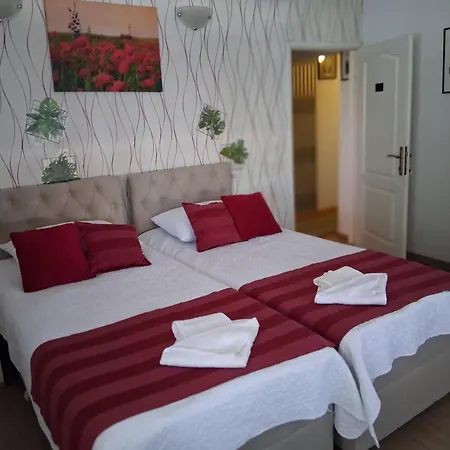 Pensjonat Sobe Pegla 3*